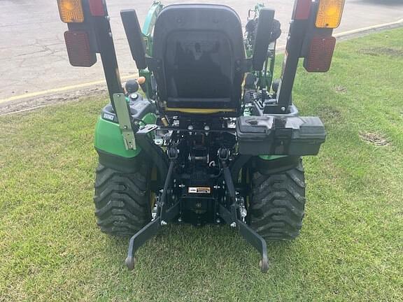 Image of John Deere 1025R equipment image 2
