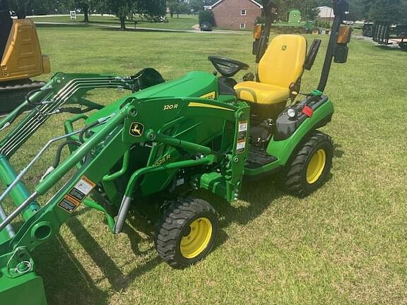 Image of John Deere 1025R equipment image 1