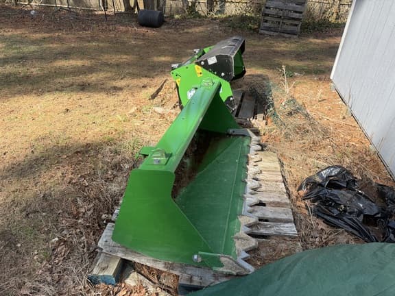 Image of John Deere 1025R equipment image 3