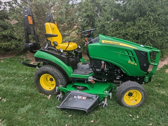 Main image John Deere 1025R