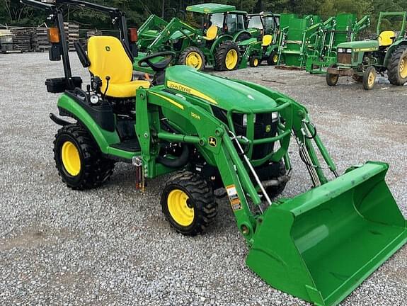 Image of John Deere 1025R equipment image 1