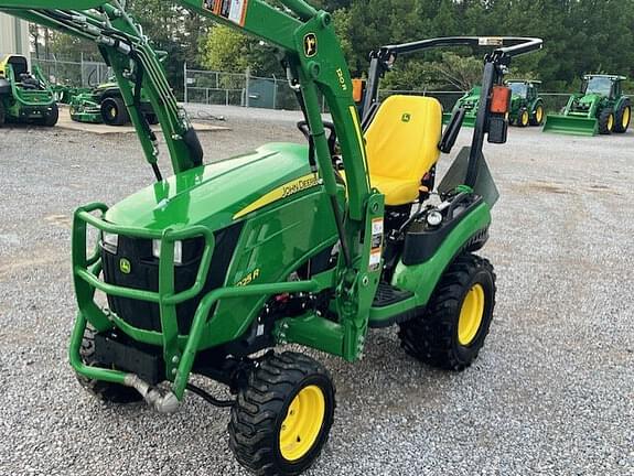 Image of John Deere 1025R equipment image 2