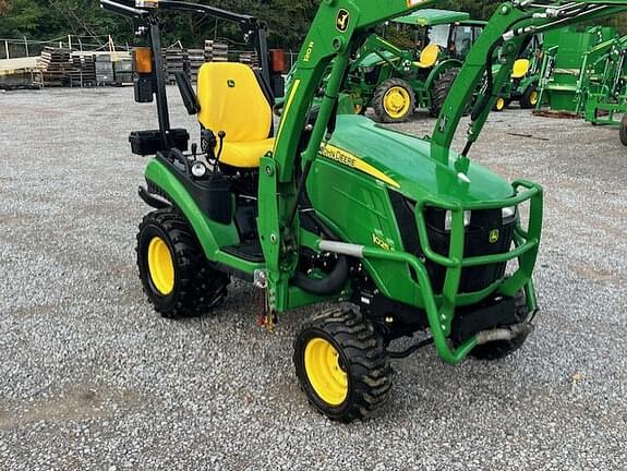 Image of John Deere 1025R equipment image 3