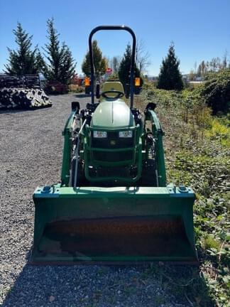 Image of John Deere 1025R equipment image 3