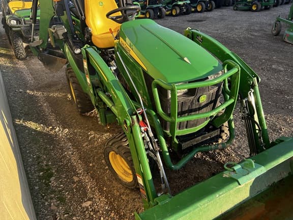 Image of John Deere 1025R equipment image 3