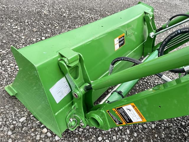 Image of John Deere 1025R equipment image 4