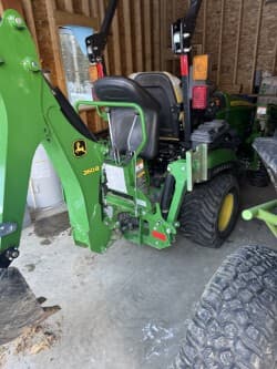 Image of John Deere 1025R equipment image 3