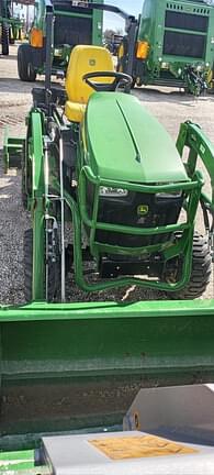 Image of John Deere 1025R equipment image 2