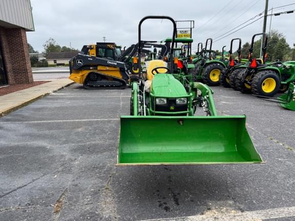 Image of John Deere 1025R equipment image 4