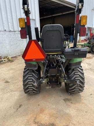 Image of John Deere 1025R equipment image 3