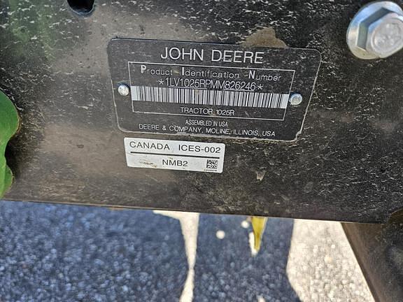 Image of John Deere 1025R equipment image 4
