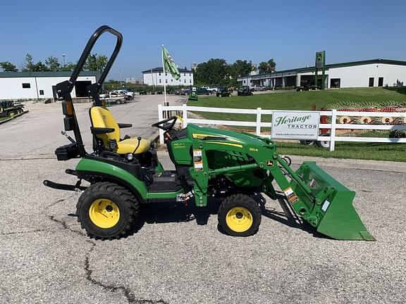 Image of John Deere 1025R equipment image 1