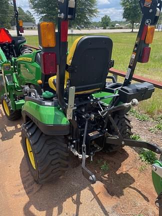 Image of John Deere 1025R equipment image 2