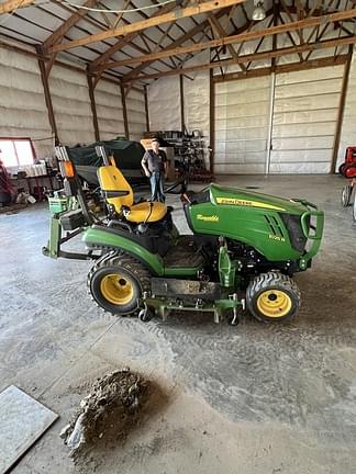 Image of John Deere 1025R equipment image 2