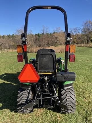 Image of John Deere 1025R equipment image 4