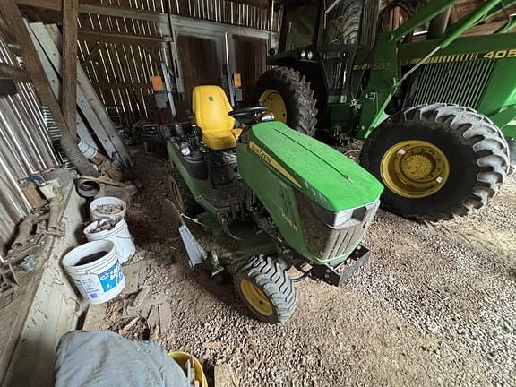 Image of John Deere 1025R Primary image
