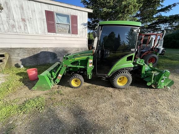 Image of John Deere 1025R equipment image 1