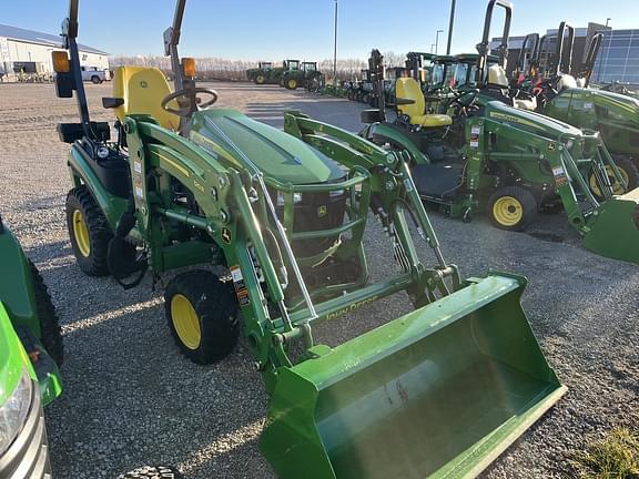 Image of John Deere 1025R equipment image 2