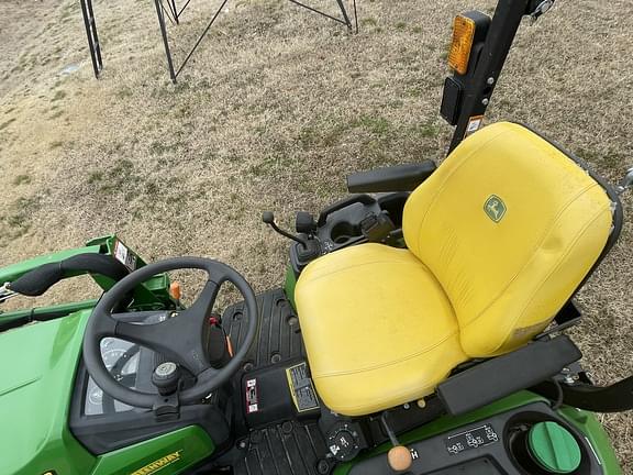 Image of John Deere 1025R equipment image 3