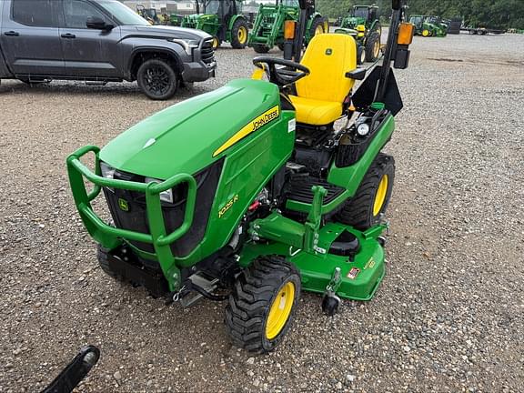 Image of John Deere 1025R equipment image 2