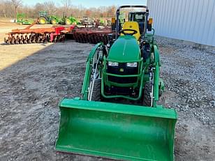 Main image John Deere 1025R 8