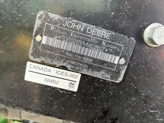 Image of John Deere 1025R equipment image 4