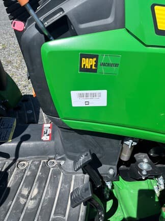 Image of John Deere 1025R equipment image 4