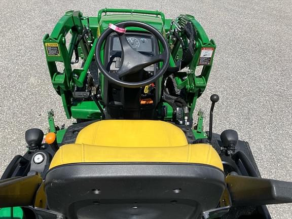 Image of John Deere 1025R equipment image 4