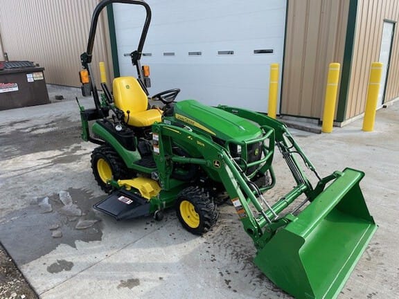 2021 John Deere 1025R Equipment Image0