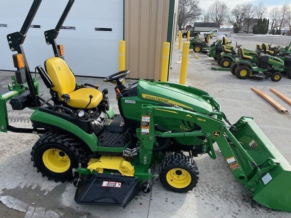 Image of John Deere 1025R equipment image 3