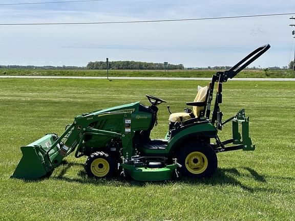 Image of John Deere 1025R equipment image 3