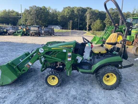 2021 John Deere 1025R Equipment Image0
