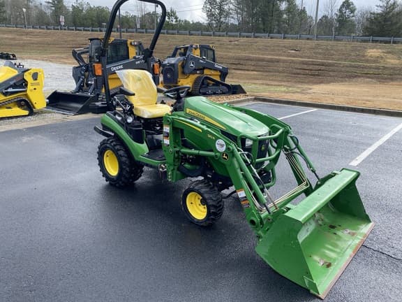 Image of John Deere 1025R equipment image 3