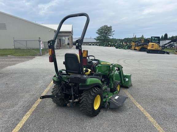 Image of John Deere 1025R equipment image 4