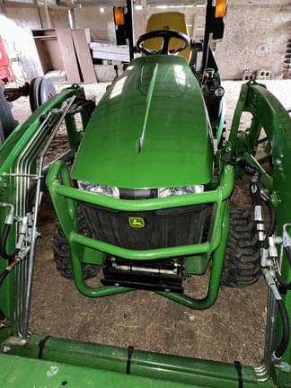Image of John Deere 1025R equipment image 3
