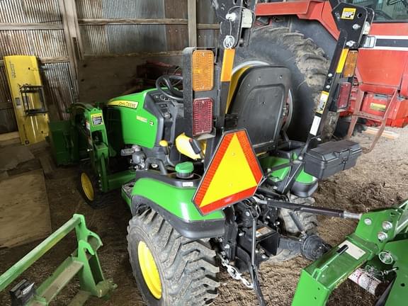 Image of John Deere 1025R equipment image 4