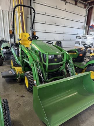 Image of John Deere 1025R equipment image 4