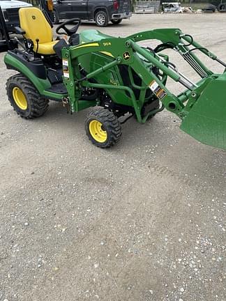 Image of John Deere 1025R equipment image 2