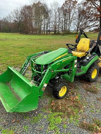 Image of John Deere 1025R equipment image 1