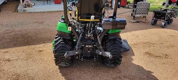 Image of John Deere 1025R equipment image 4
