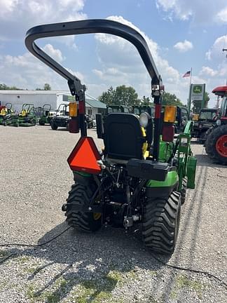 Image of John Deere 1025R equipment image 3