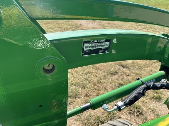 Image of John Deere 1025R equipment image 3
