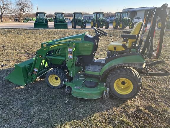 Image of John Deere 1025R equipment image 3