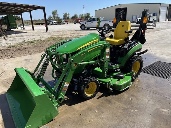 2021 John Deere 1025R Equipment Image0