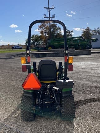 Image of John Deere 1025R equipment image 3