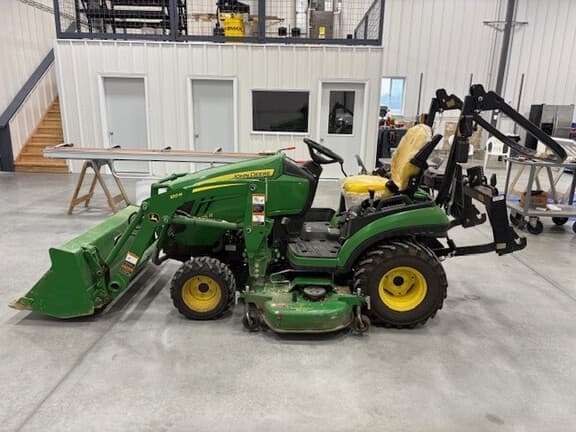 Image of John Deere 1025R equipment image 4