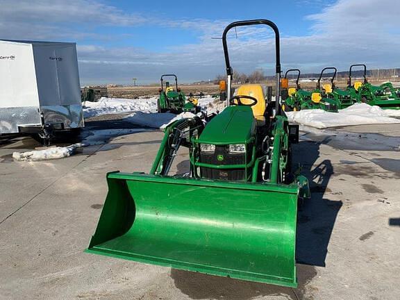 Image of John Deere 1025R equipment image 2