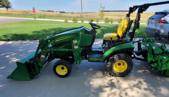 Image of John Deere 1025R Primary image
