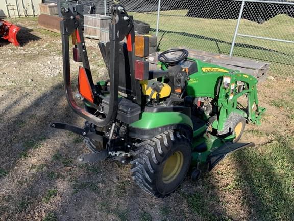 Image of John Deere 1025R equipment image 4