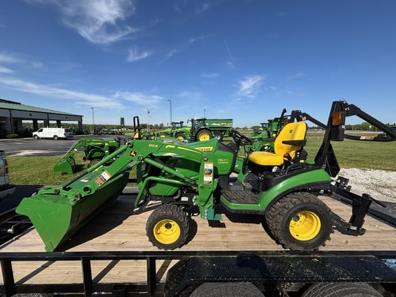 2021 John Deere 1025R Equipment Image0
